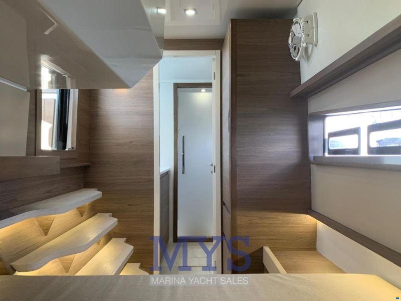 Aventura 38 SC
