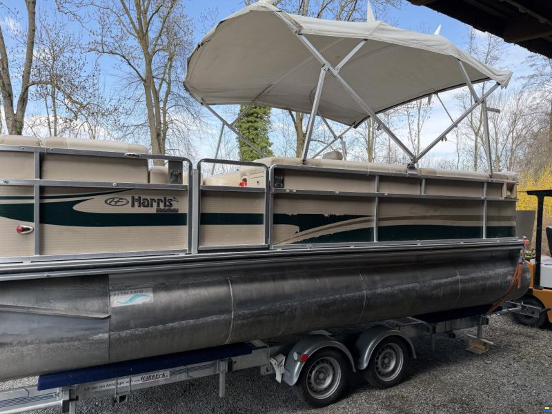 HARRIS KAYOT PONTOON