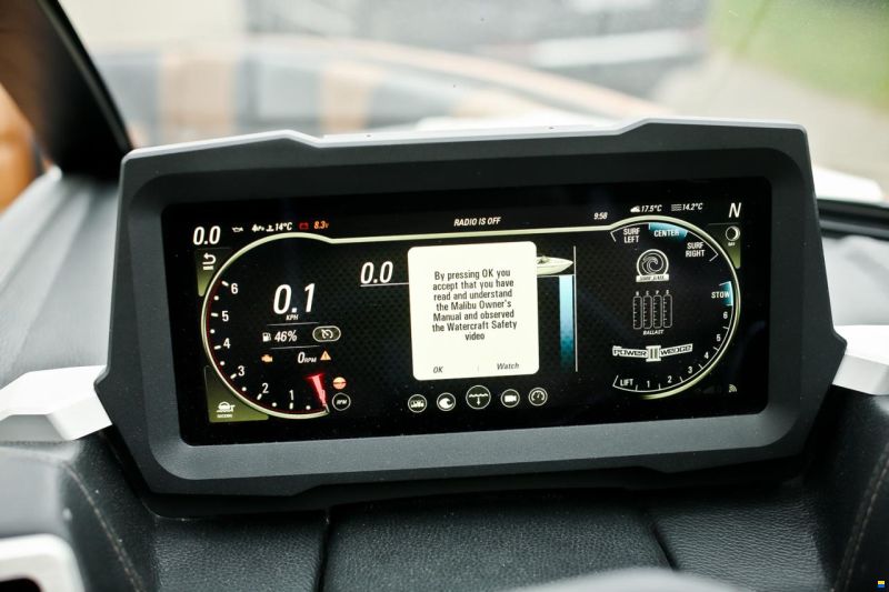 Malibu 23 LSV