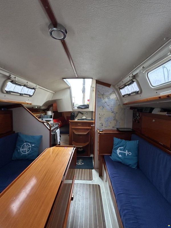 Hanse 300