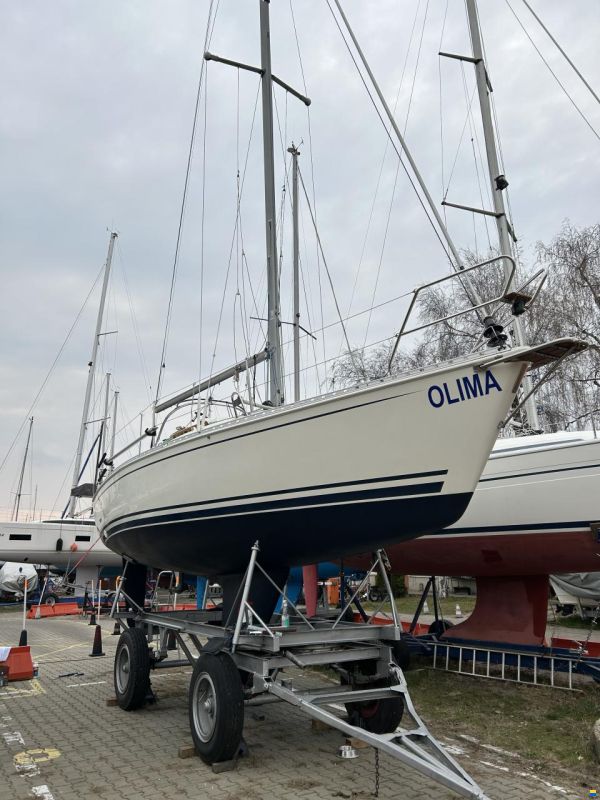Hanse 300