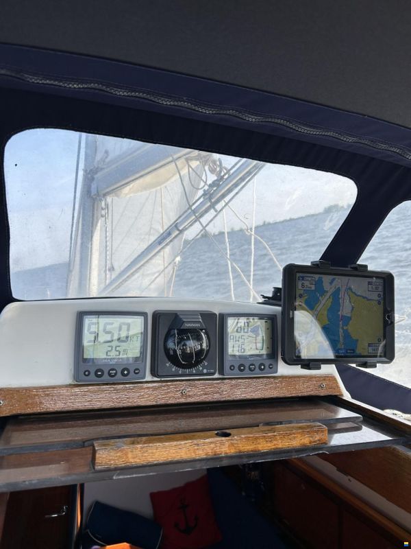 Hanse 300
