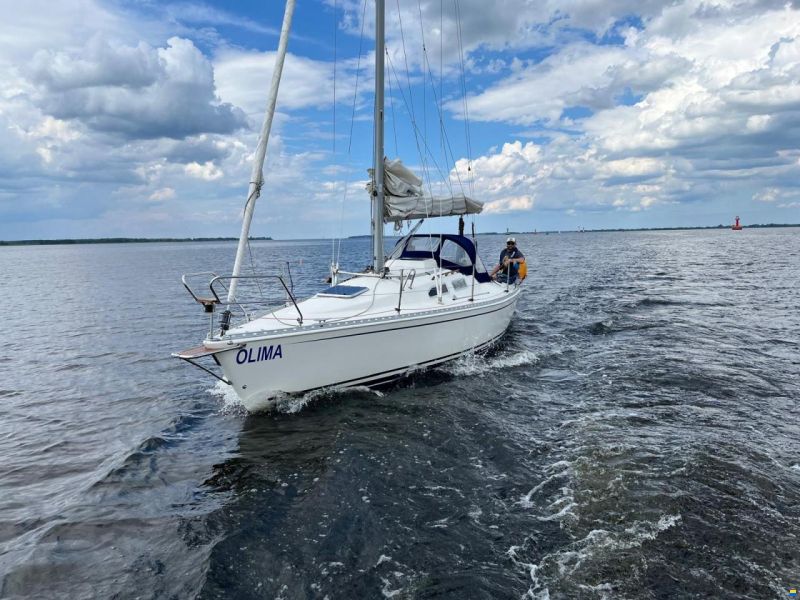 Hanse 300