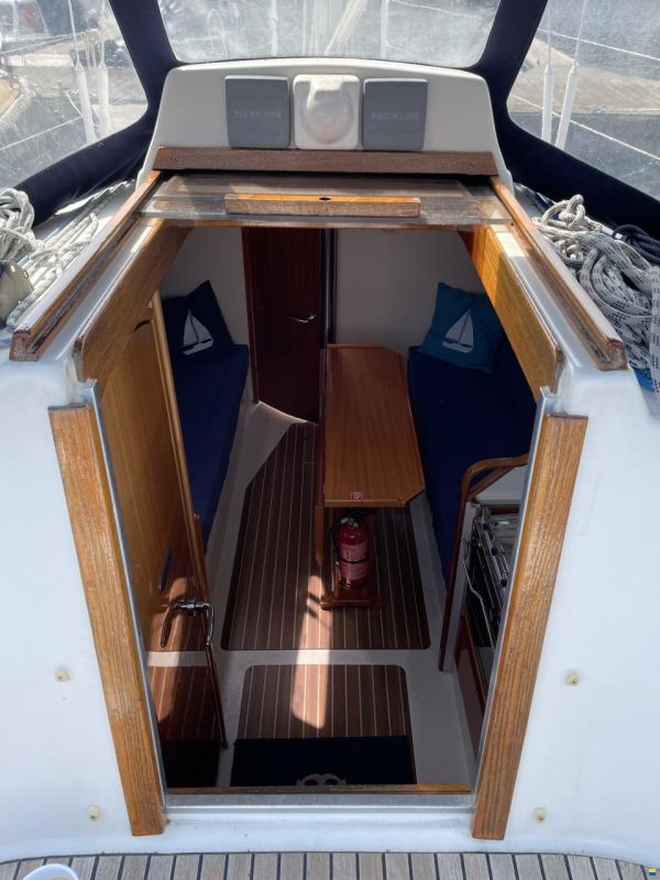 Hanse 300