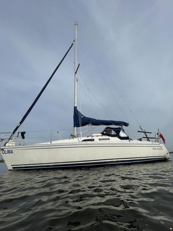 Hanse 300