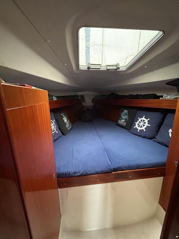 Hanse 300