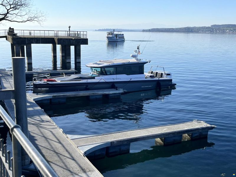 Axopar 37 Cross Cabin