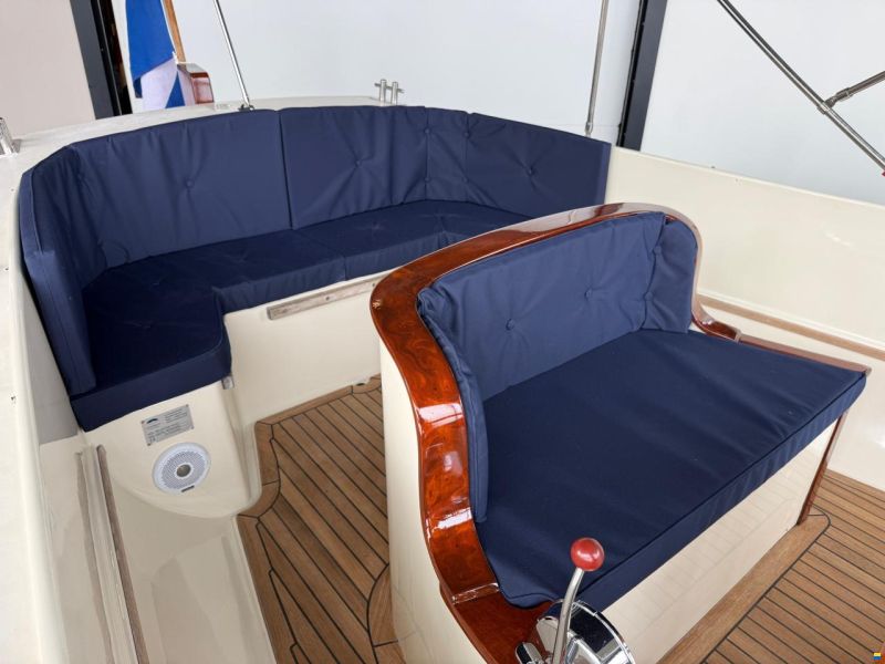 Interboat 25
