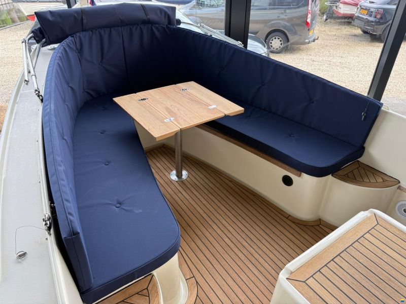 Interboat 25