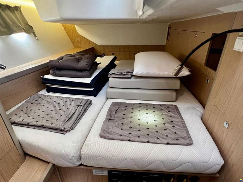 Beneteau Oceanis 45