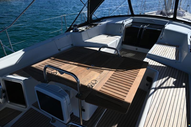 Jeanneau Yachts 57