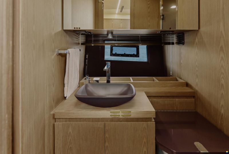 Invictus TT460