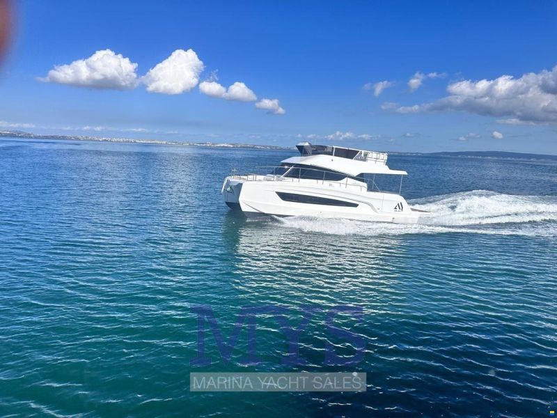 Aventura 38 FLY