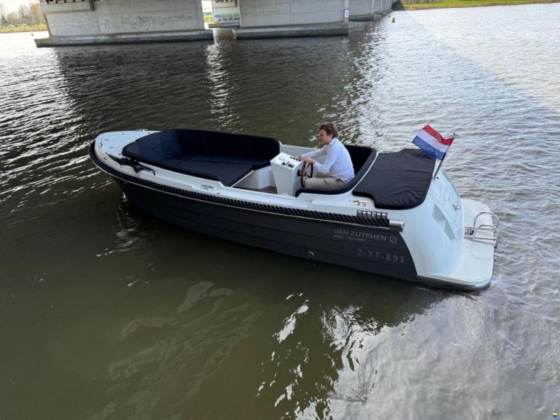 Van Zutphen 633 Tender