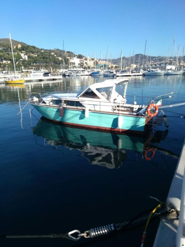 Chris Craft Catalina 28