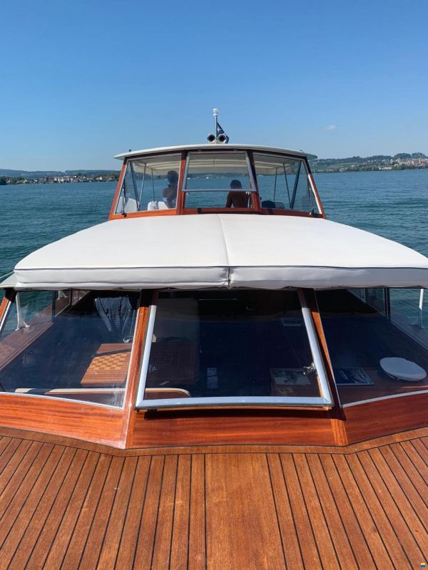 Swiss Craft Sedan Express Cruiser 9.60m