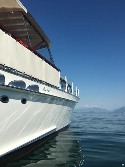 Swiss Craft Sedan Express Cruiser 9.60m