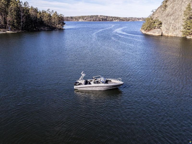 UMS-Boat 805 DC