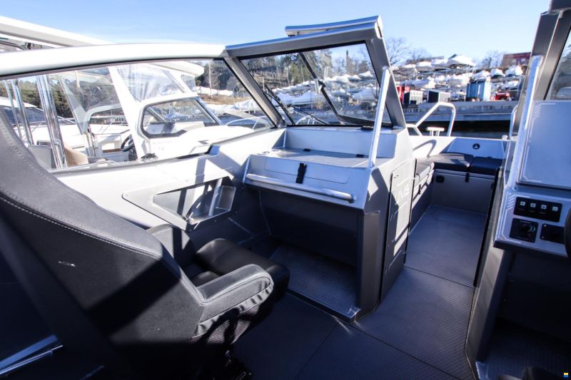 UMS-Boat 805 DC
