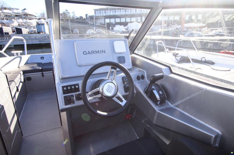 UMS-Boat 805 DC