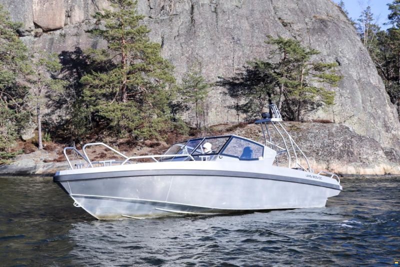 UMS-Boat 805 DC