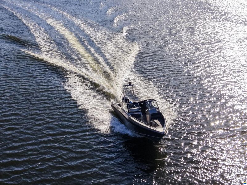 UMS-Boat 805 DC