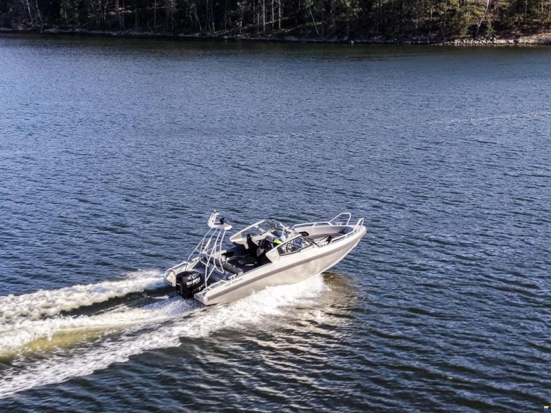 UMS-Boat 805 DC