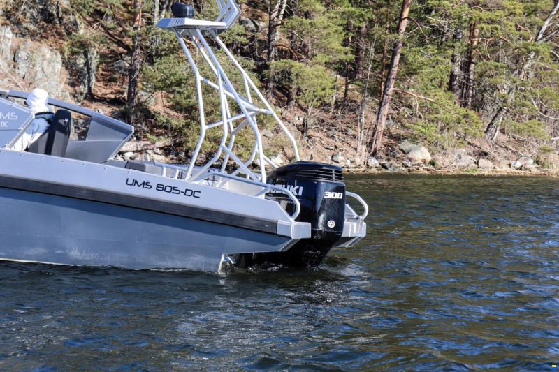 UMS-Boat 805 DC