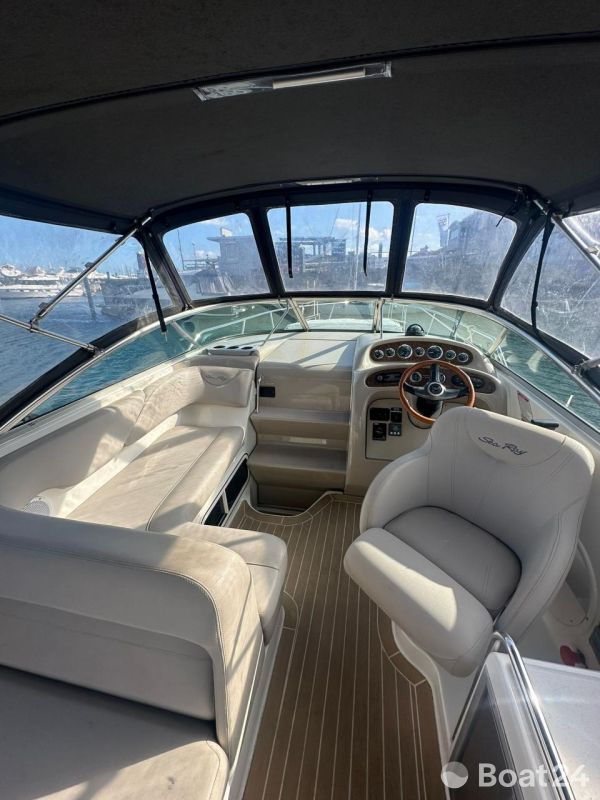 Sea Ray 260 DA Sundancer