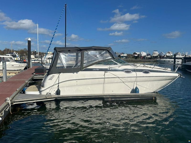 Sea Ray 260 DA Sundancer