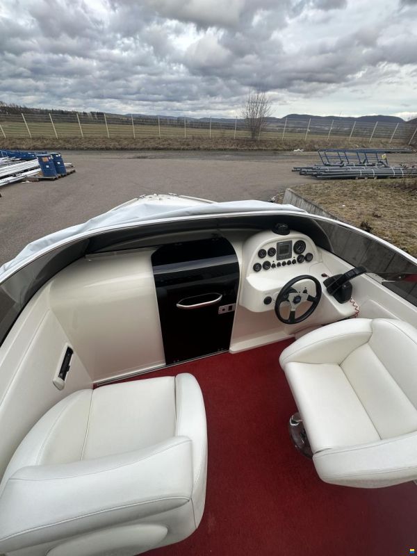Performance 607