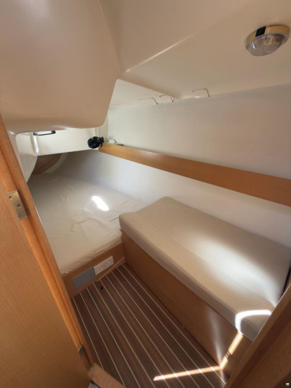 Delphia 28