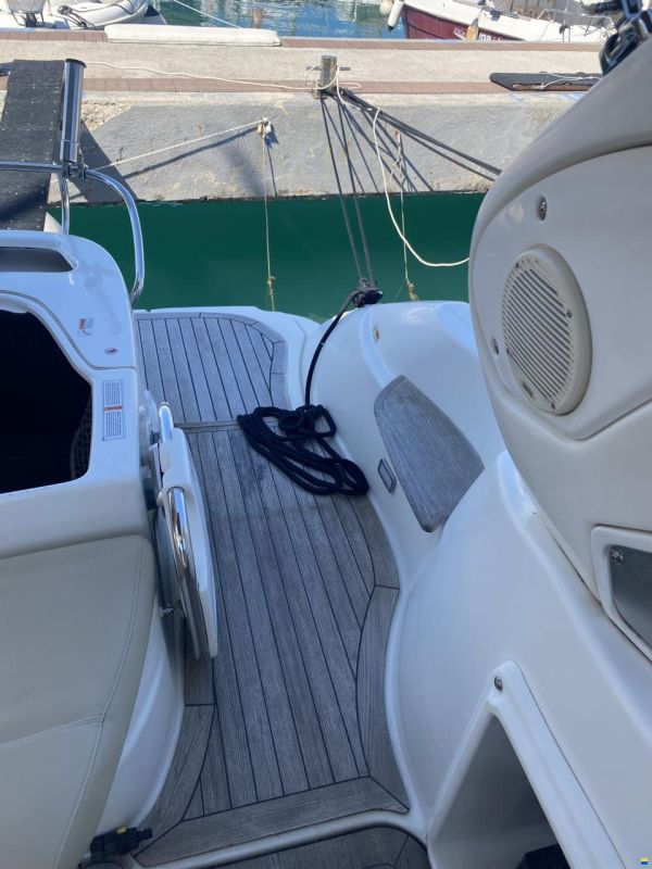 Cranchi Endurance 33