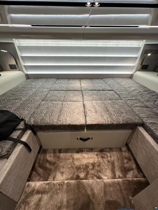 Cranchi A46 Luxury Tender