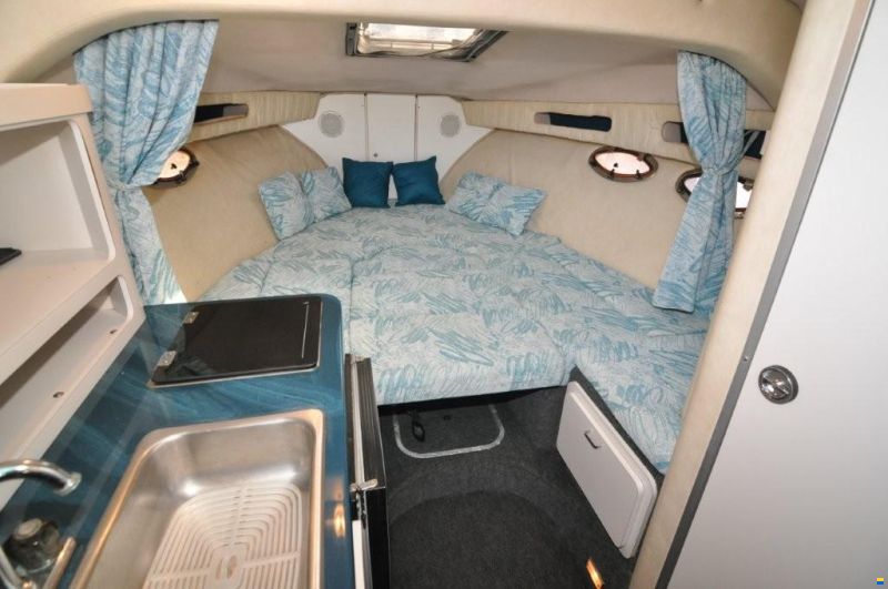 Crownline 765
