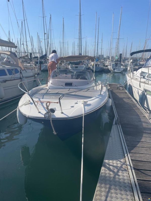 Jeanneau Cap Camarat 7.5 WA
