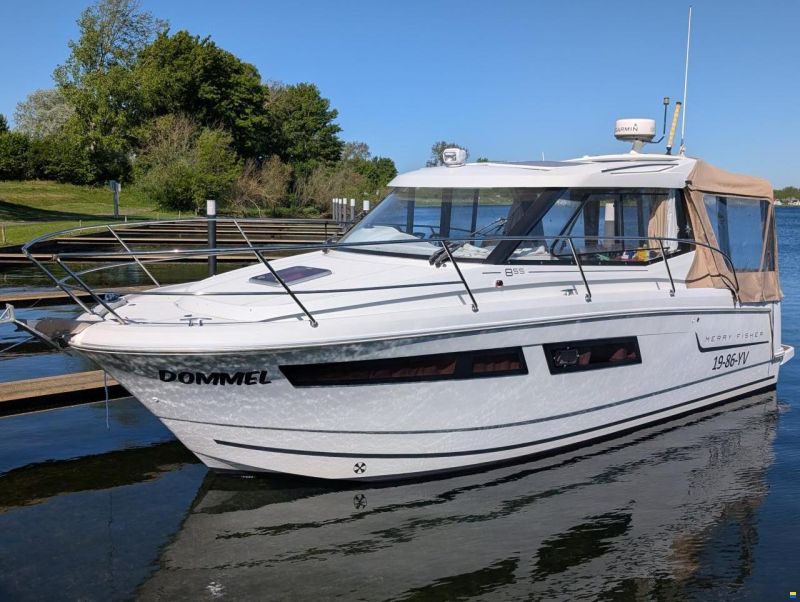 Jeanneau Merry Fisher 855