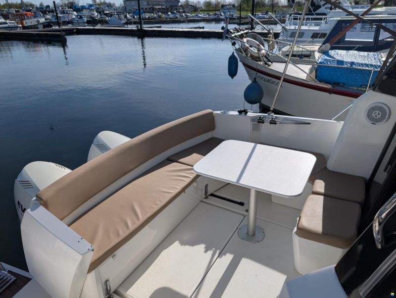 Jeanneau Merry Fisher 855