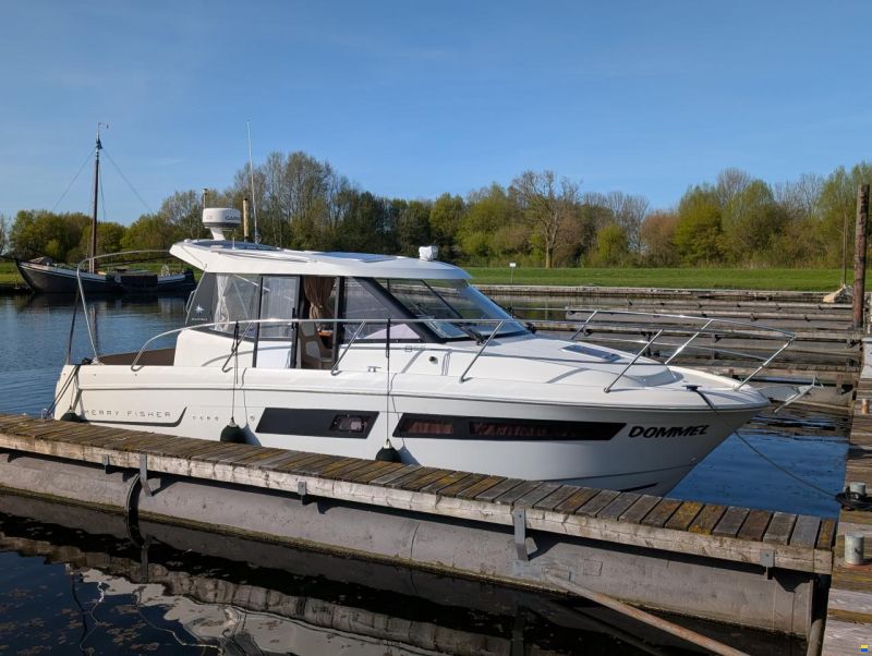 Jeanneau Merry Fisher 855