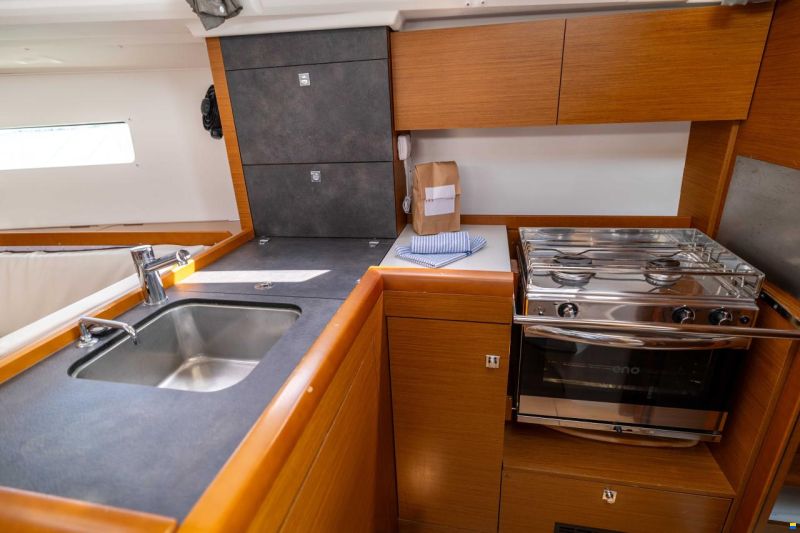Jeanneau Sun Odyssey 349