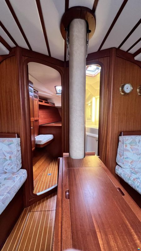 Sweden Yachts 390