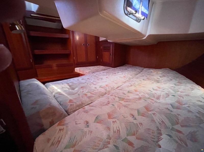 Sweden Yachts 390