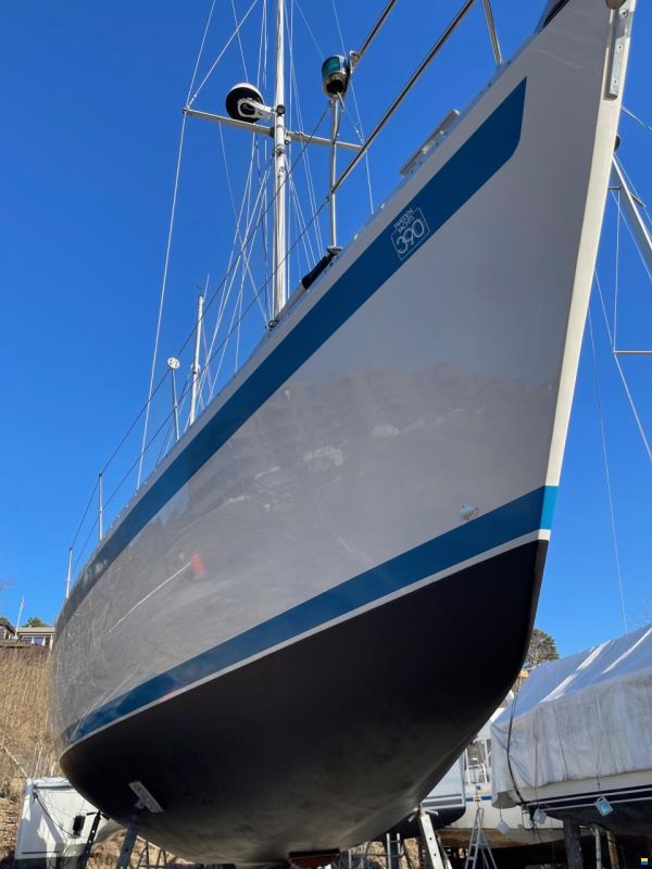 Sweden Yachts 390