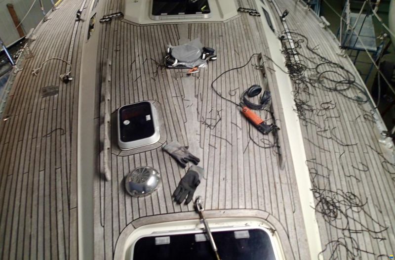 Sweden Yachts 390