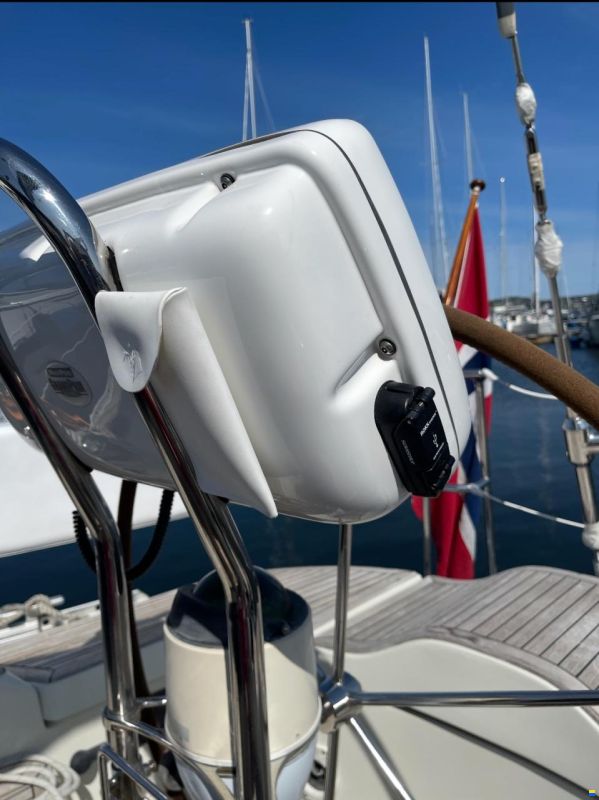 Sweden Yachts 390