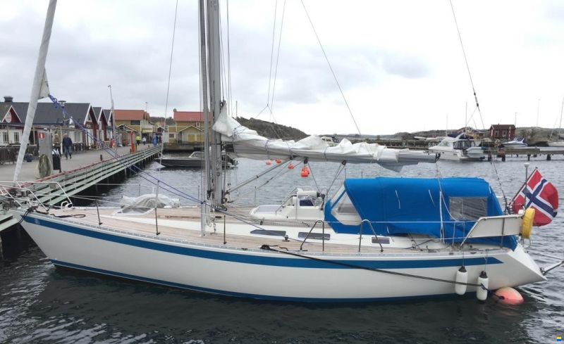 Sweden Yachts 390