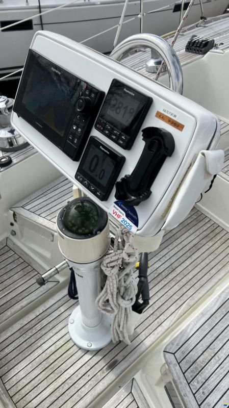 Sweden Yachts 390