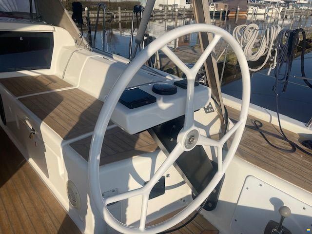Dufour 430 GL