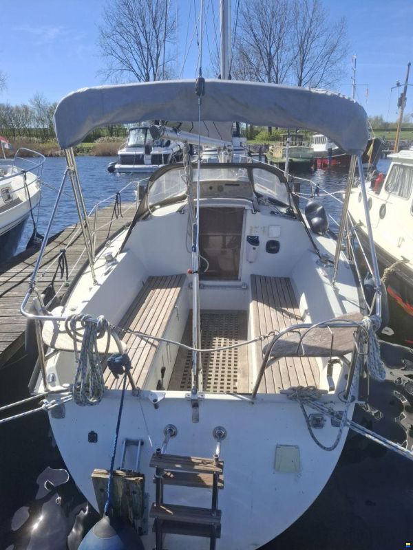 Dufour 2800