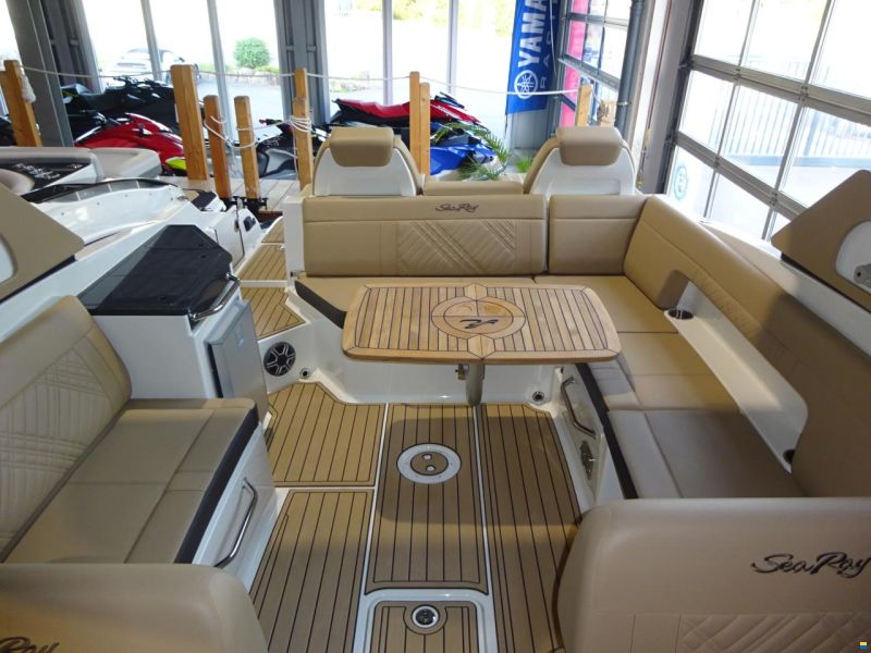 Sea Ray 290 SDXE